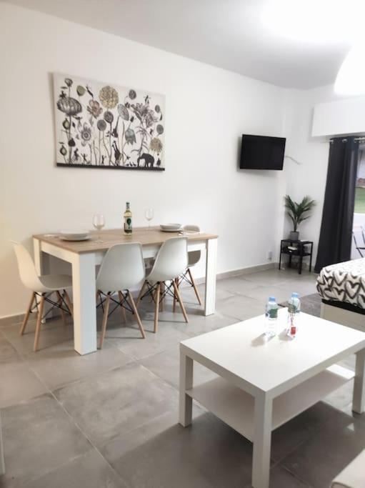 Apartamento Omega Ll Torremolinos Exterior photo